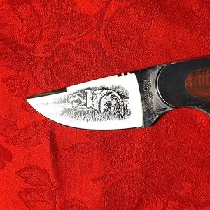 Boot knife? With sleeve Kershaw ka-bar